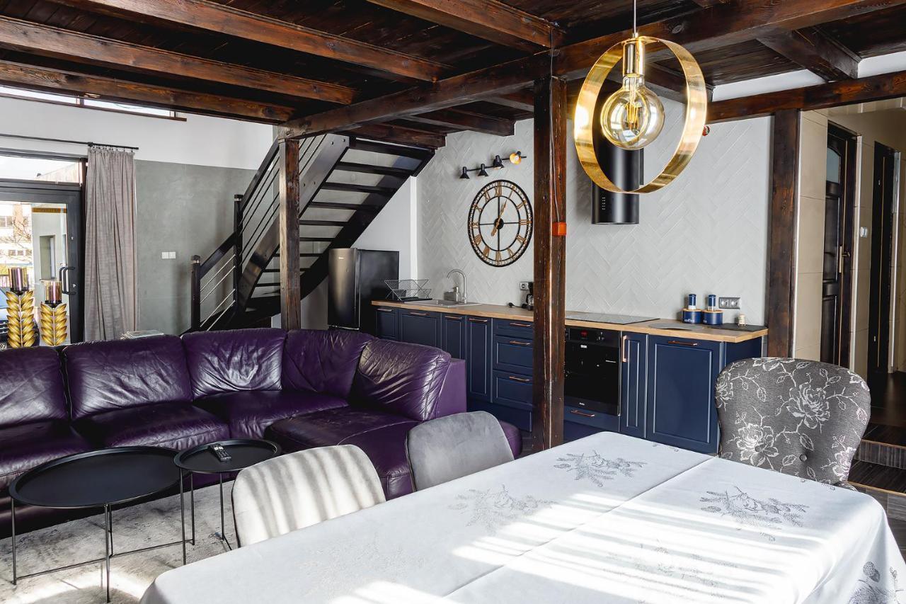 Apartament Dwupoziomowy Venus Częstochowa Buitenkant foto
