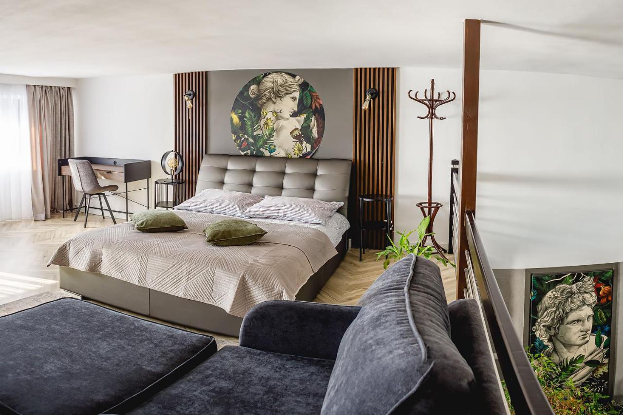 Apartament Dwupoziomowy Venus Częstochowa Buitenkant foto